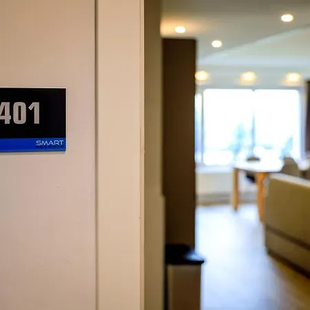 Smart Haus Opal 401 Apartment *